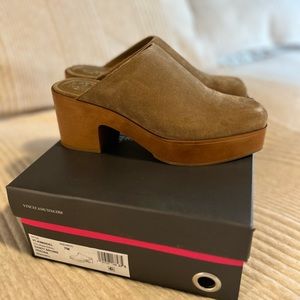 Vince Camuto Brown Clog Size 7